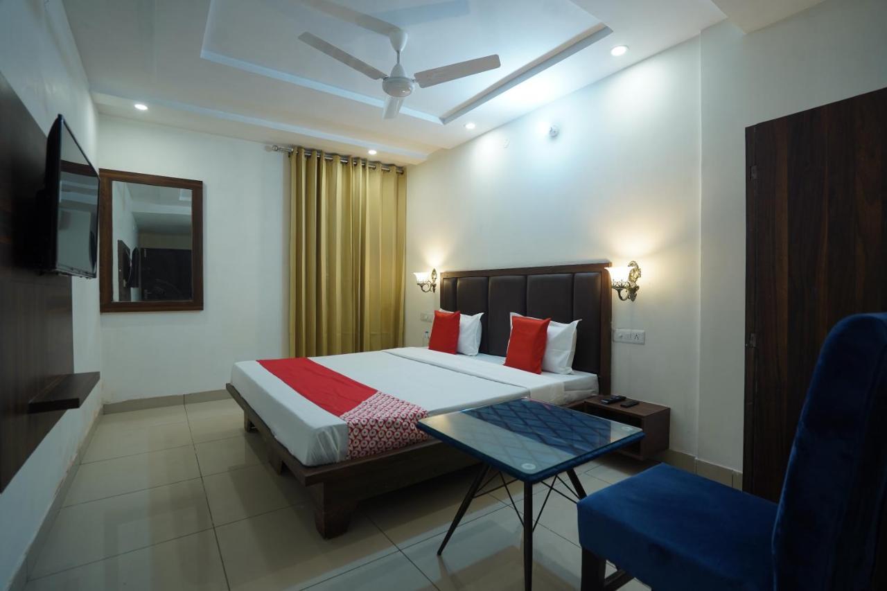Hotel O Grey Orchid Лудяна Екстериор снимка