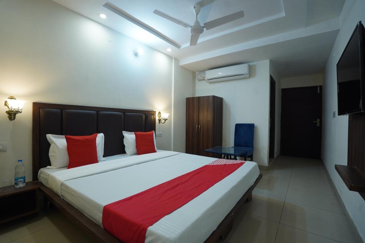 Hotel O Grey Orchid Лудяна Екстериор снимка