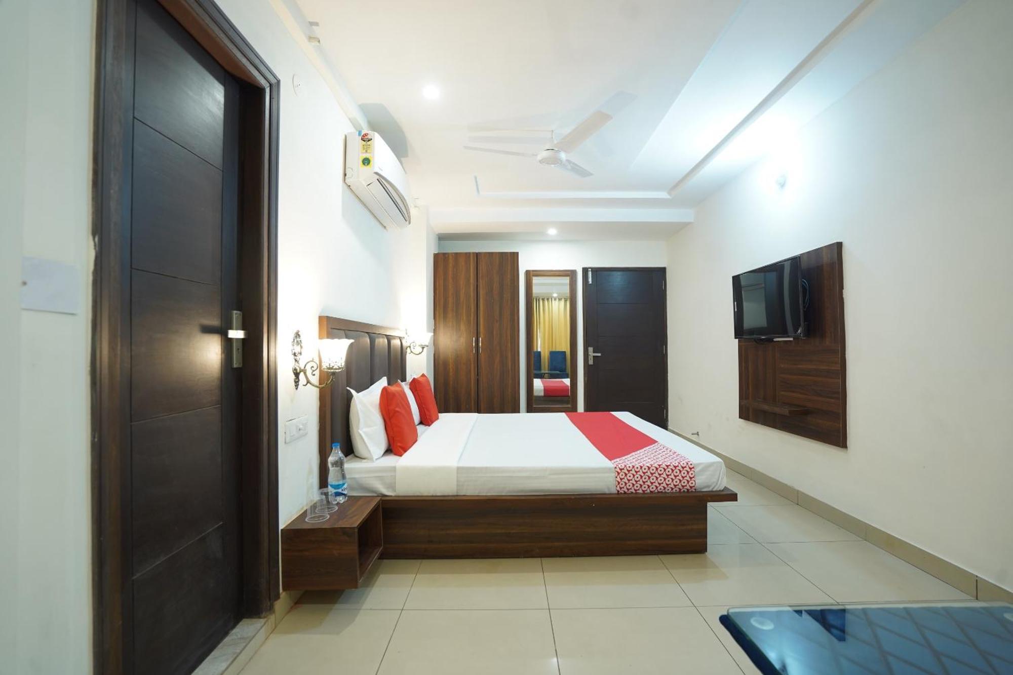 Hotel O Grey Orchid Лудяна Екстериор снимка